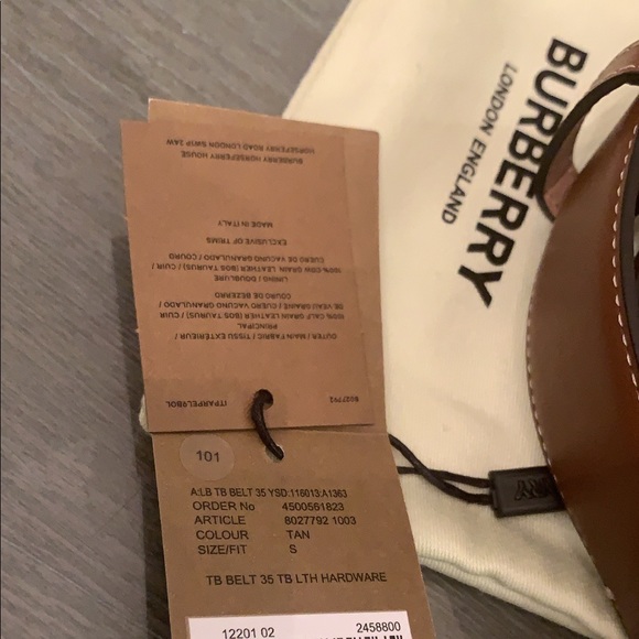 ✨✨SOLD!SOLD!✨✨Burberry Monogram Motif Leather Belt - Picture 9 of 10